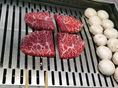 -臻牛烤肉