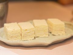 -耶里夏丽·丝路国际新疆菜·清真食品(徐汇南丹东路臻选店)