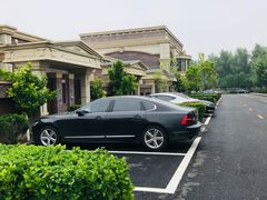 -北京热带雨林风情园酒店-停车场