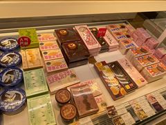 零售区-好利来(新华百货店)