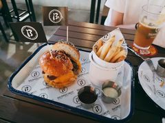 cheese&nbsp;burger-BAIA 巴亚