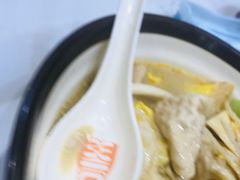 -张亮麻辣烫(三亚商品街店)