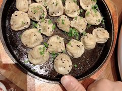 拇指虾仁生煎-上海人家花樣年华(中山公园店)