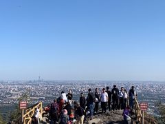-鬼笑石后山停车场