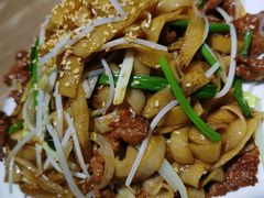 干炒牛河-百福麵家(新馬路店)