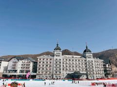 -富龙滑雪场