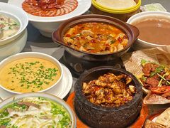 -褚记烤鸭·南京家常菜(雨花客厅店)
