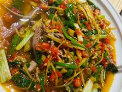 -叁煨蹄花·下饭盐帮菜(人民广场店)