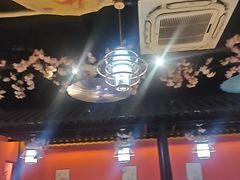 -老街烧烤大排档·地道湖北菜·龙虾馆(汉口火车站店)