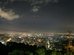 -草山夜未眠景观餐厅
