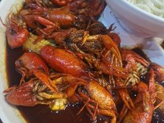 -龙巢盱眙龙虾·牛蛙·烧烤宵夜(八卦岭店)
