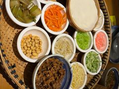 -包整·丝娃娃(一览甲秀楼风景店)