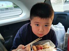 -梁阿婆廿年老牌扣肉糯米饭