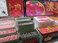 -四囍码头海鲜烧烤自助火锅(外滩南京东路悦荟广场店)