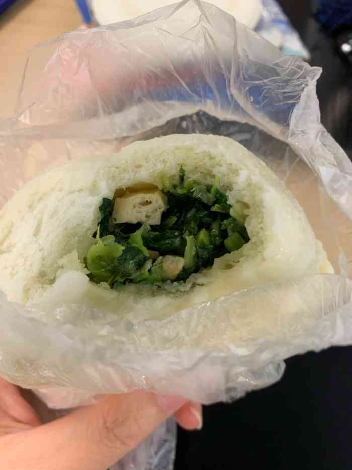 老上海大包-"喜欢大包子,走过路过就买两个尝尝,性价比.