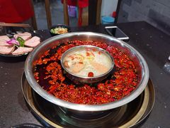 -渝宗老灶火锅(巴国城店)