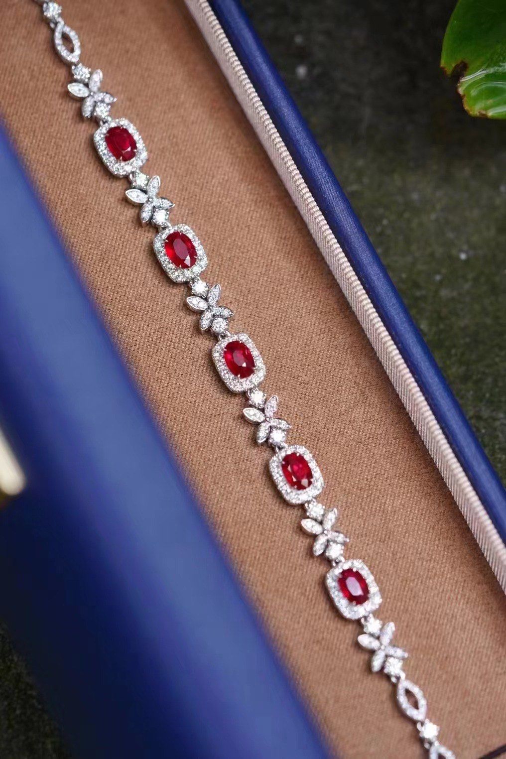 红宝石钻石手链