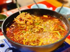 -李双猪·小龙虾·烧烤·羊肉煲(乐山店)