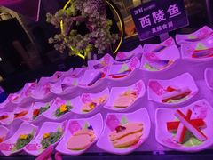 -领鲜活海鲜榴莲自助火锅(东门店)