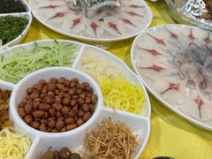 -盛记顺德高佬猪杂粥