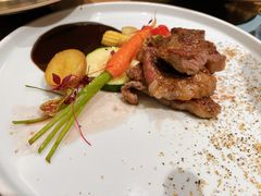 -杏荟旋转餐厅(广州爱群店)