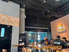 -HUZI虎滋精酿餐吧(京西大悦城店)