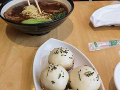 -玖鲜小笼(中山广场店)