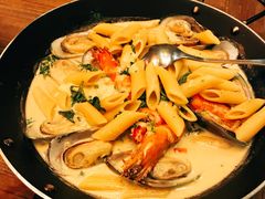 -SISTERS BAR RESTAURANT川意酒馆(嘉善老市H楼店)