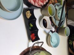 -洪氏嗨捞·猪肚鸡火锅(阳光天地店)
