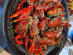 -肥肥虾庄·金牌油焖大虾(汉街SKP店)