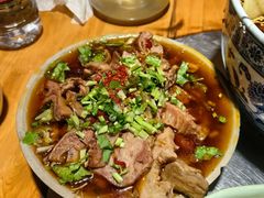 -大众跷脚牛肉馆·非遗传承单位(峨眉山店)