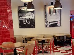 -城市大道红炉披萨烘焙坊