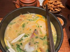 -银米·云南传统过桥米线(双廊黑金冠店)