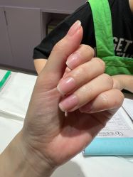 -孔雀手美甲美睫护理