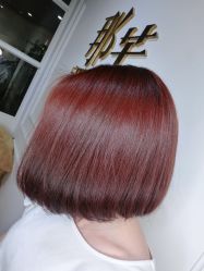 -变画·发型STUDIO