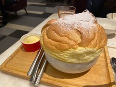 -港丽餐厅(高德置地店)