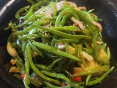 小炒扁豆丝-伊喜饺子·烤鸭(五道口学院路店)