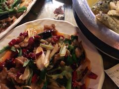 -隔壁老王·家常云南菜(花巷店)