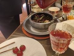 -海派悦庭·海胆烧麦·新融合菜(凯德广场店)