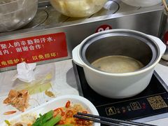 -百品聚旋转火锅(万德庄店)