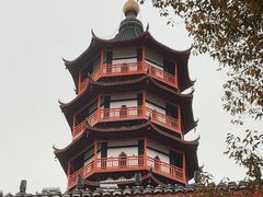 -绳金塔