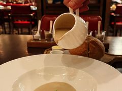 -恰餐厅及酒吧 CHAR Bar & Grill (北京丽都皇冠假日店)