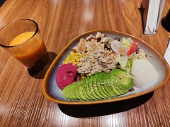 -POKEE VIA&Brunch·维娅(重庆来福士店)