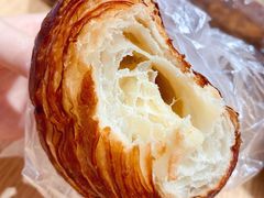 碱水羊角-安上烘焙 ENCHANTE(世纪汇店)
