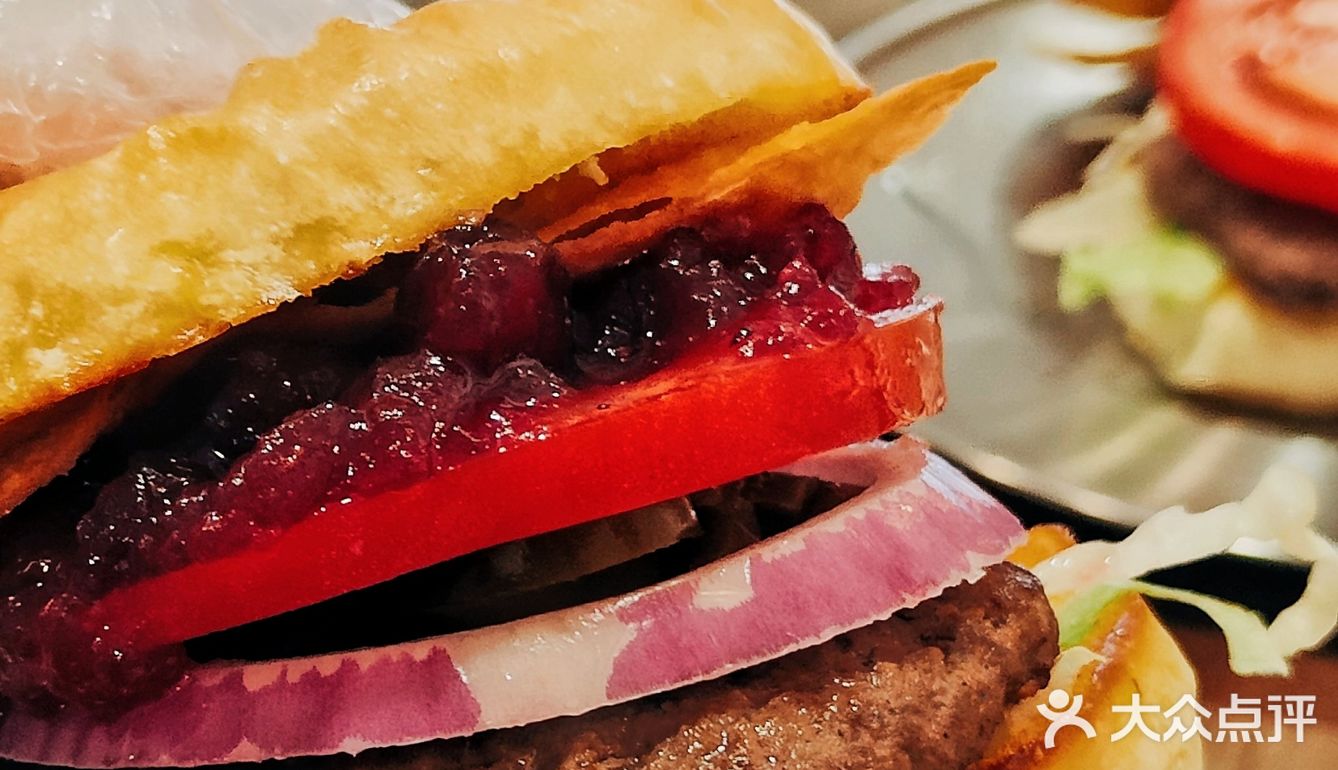 小鸟胃秒变大胃王！大夫山旁的网红汉堡太好吃了吧