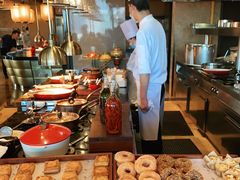 自助取餐区-富力丽思卡尔顿酒店·香荟全日制餐厅