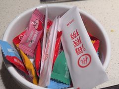 -海底捞火锅鲜切牛肉主题店(长寿路店)