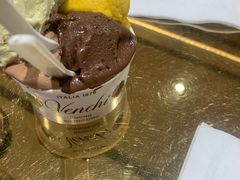 -VENCHI 闻绮(北京国贸商城店)
