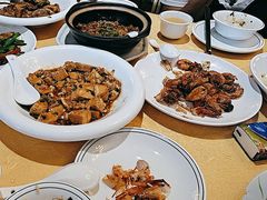 -鹏城人家海鲜酒家·23年老字号(较场尾店)