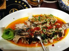 -巴陵全鱼席(湖南老字号汴河街店 )